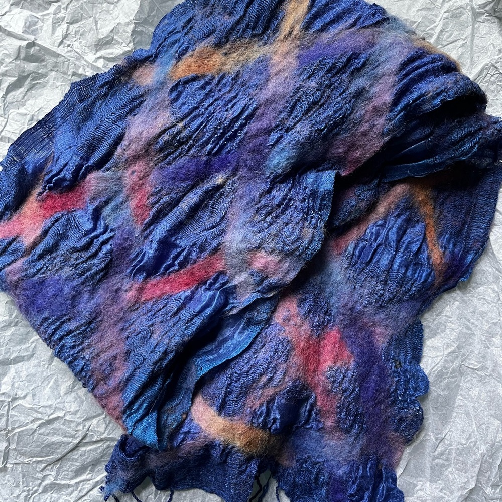 Elegant Blue Women's Scarf